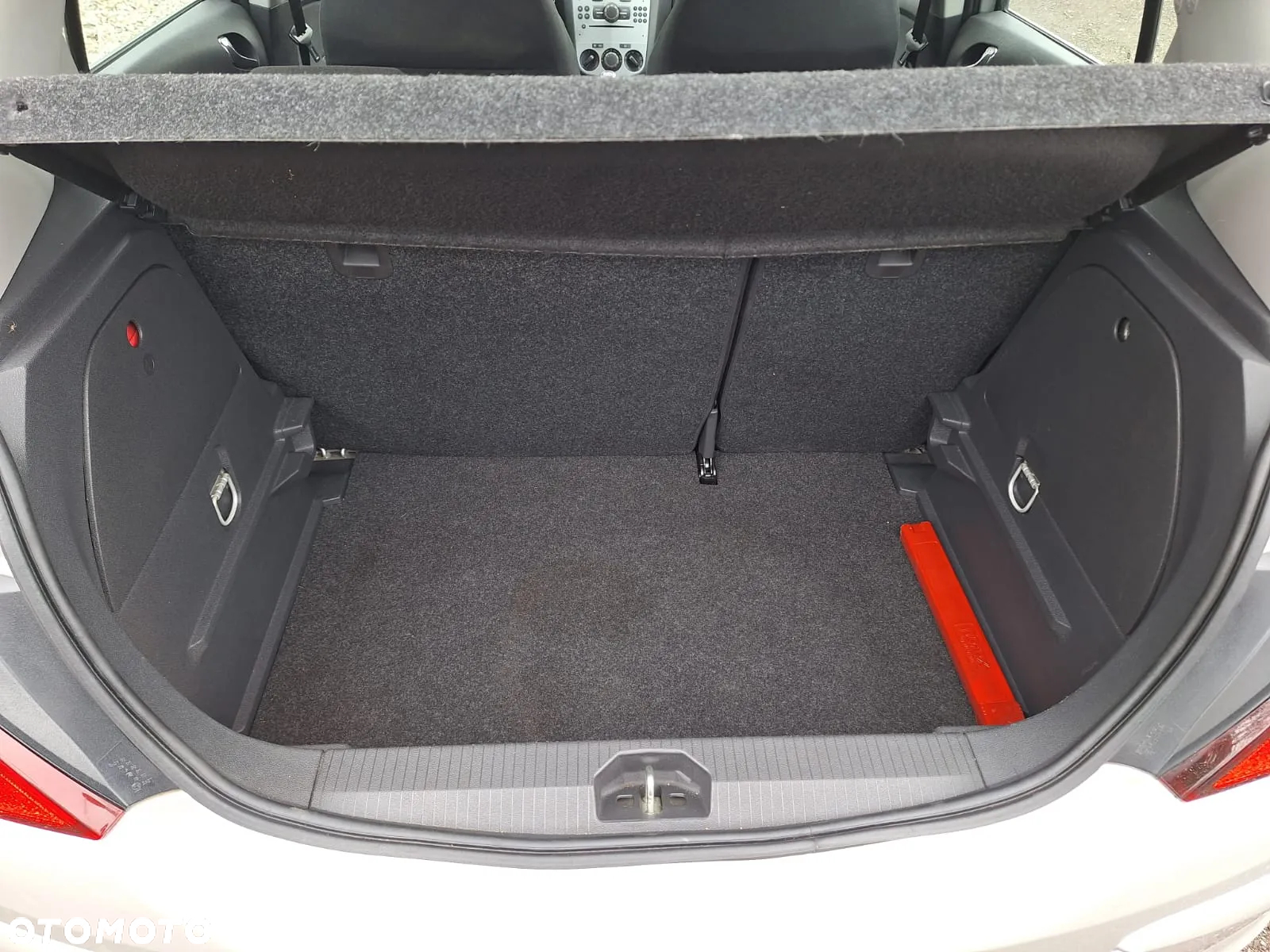 Opel Corsa - 18