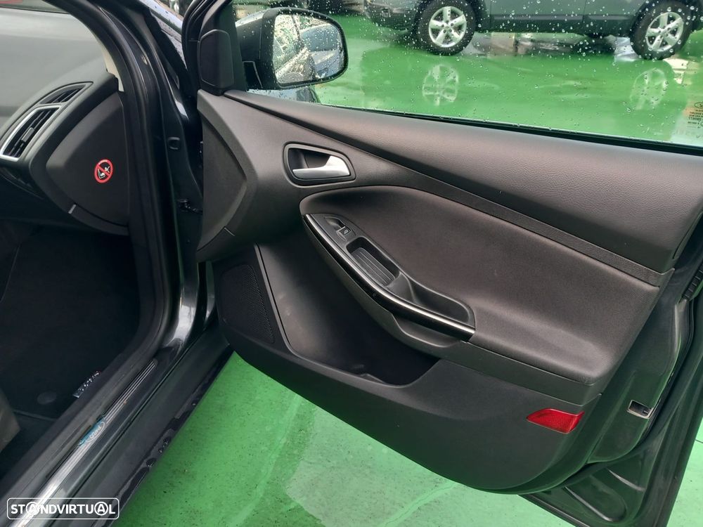 Ford Focus 1.5 TDCi Titanium - 10