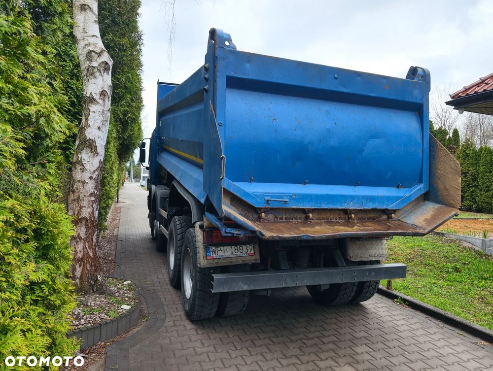 Mercedes-Benz Actros - 4