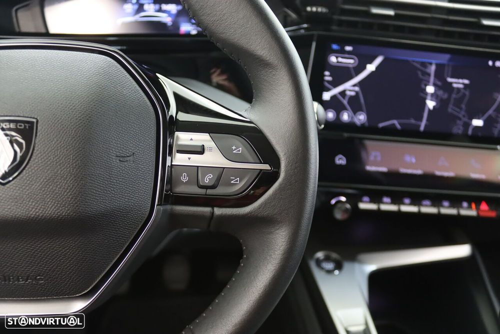 Peugeot 308 1.2 PureTech Allure - 17
