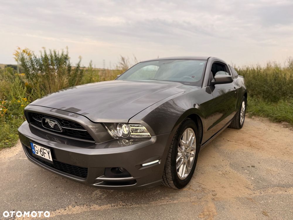 Ford Mustang 3.7 V6 Premium - 1