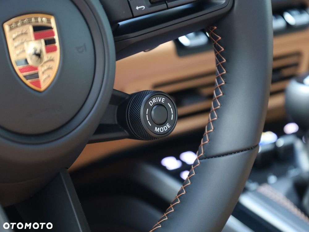 Porsche 911 - 18