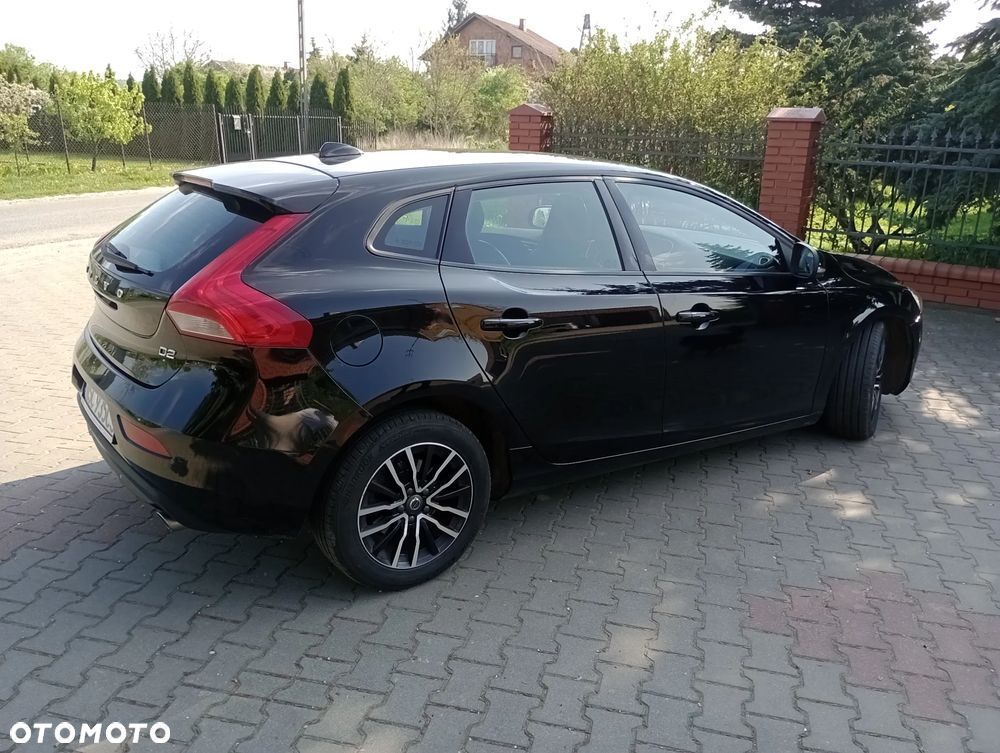 Volvo V40 D2 Drive-E Momentum - 5