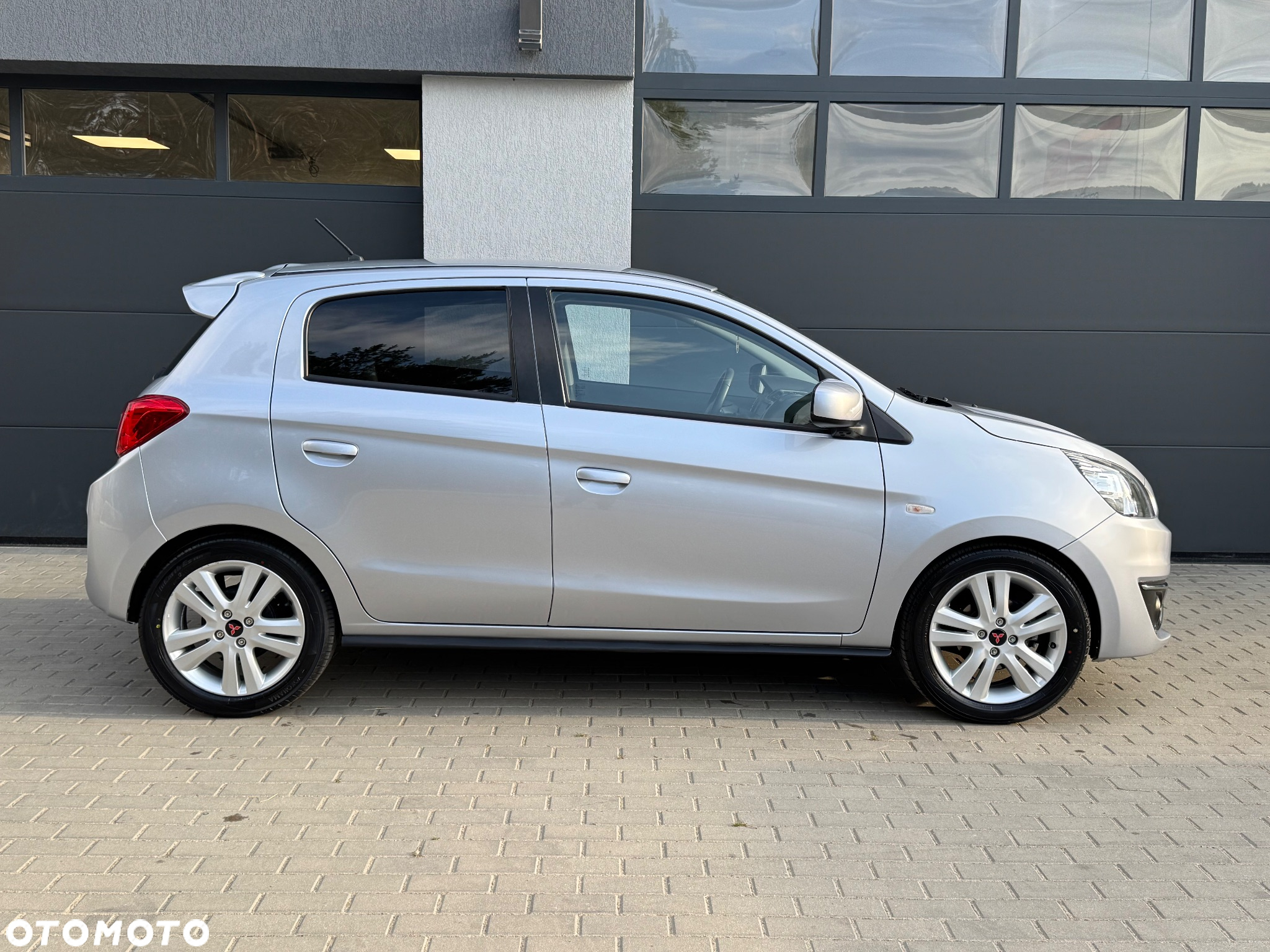 Mitsubishi Space Star 1.2 Clear Tec Edition 100+ - 12