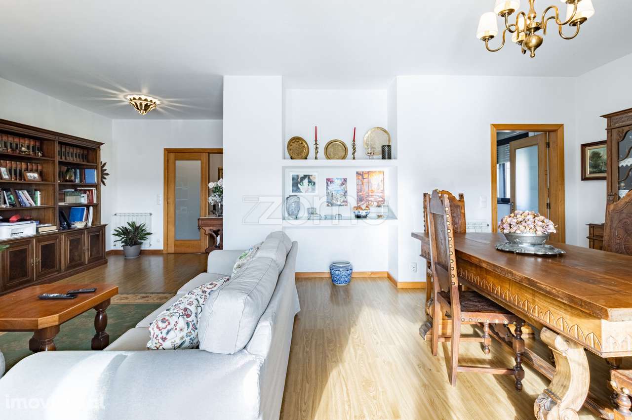 Apartamento T3+1, em São João da Madeira, com Terraço - Grande imagem: 3/37