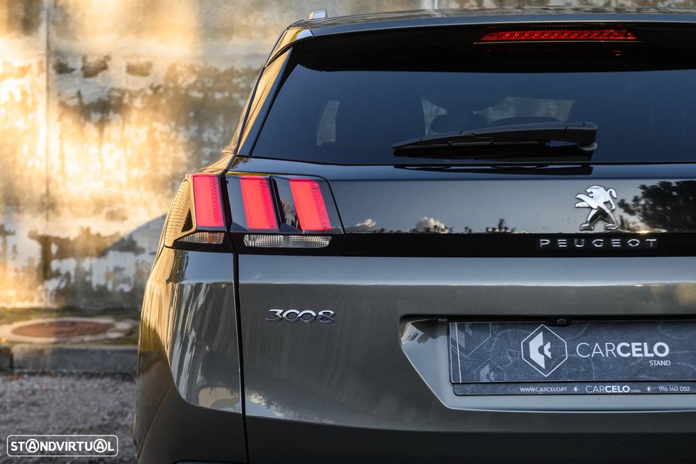 Peugeot 3008 PureTech 130 Stop & Start GPF EAT8 Allure - 7