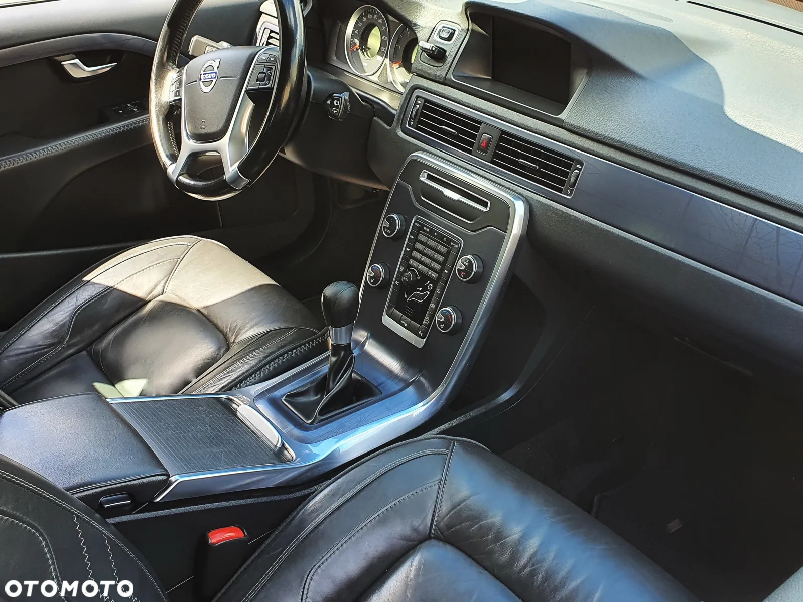 Volvo XC 70 D5 AWD Edition - 3