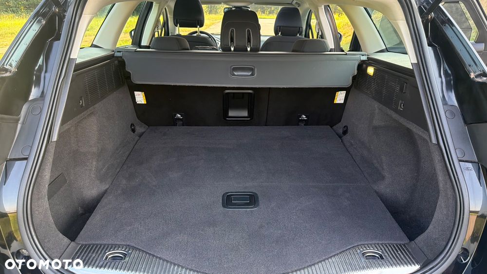 Ford Mondeo 2.0 EcoBlue Trend - 33