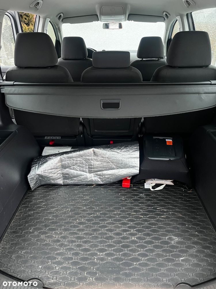 Volkswagen Touran 1.9 TDI DPF Conceptline - 18