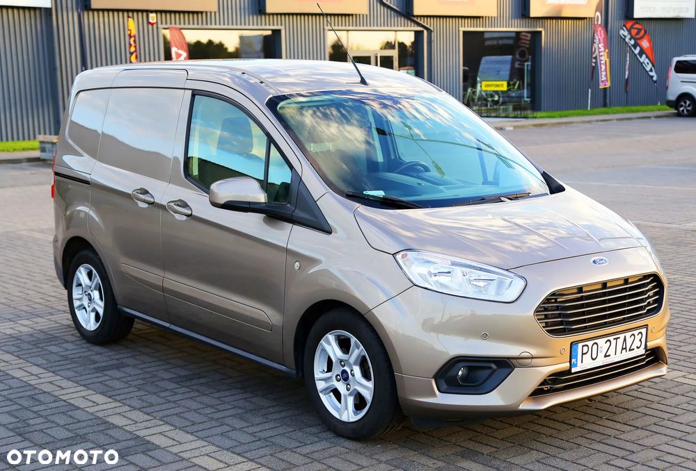 Ford Transit Courier - 3