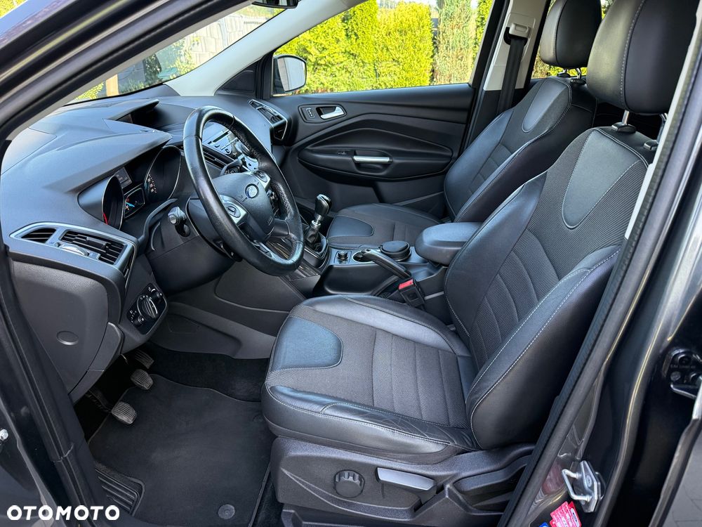 Ford Kuga 2.0 TDCi 4x4 Titanium - 11