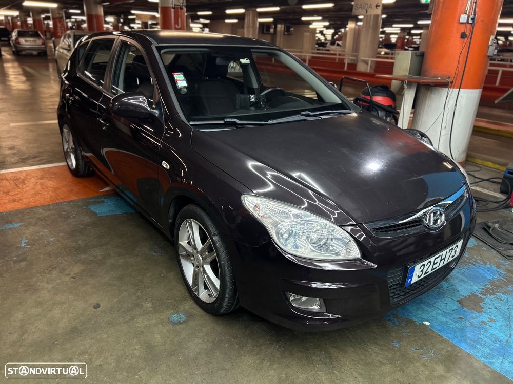 Hyundai i30 1.6 CRDI Comfort - 3