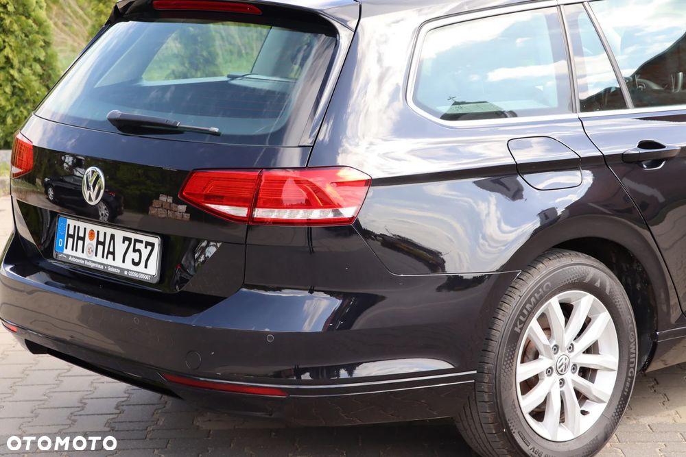 Volkswagen Passat Variant ver-variant-2-0-tdi-scr-dsg-comfortline - 15