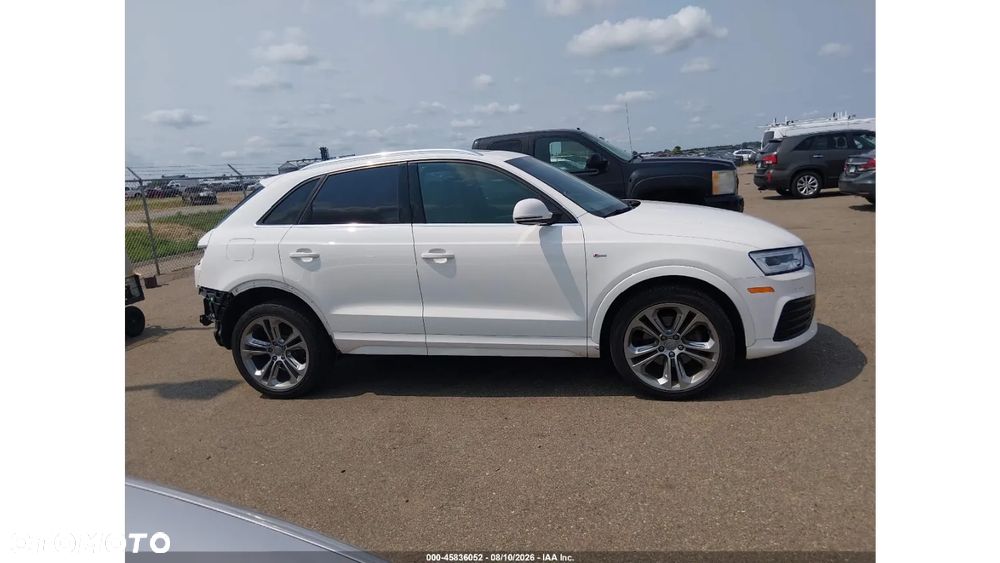 Audi Q3 2.0 TFSI Quattro S tronic - 6