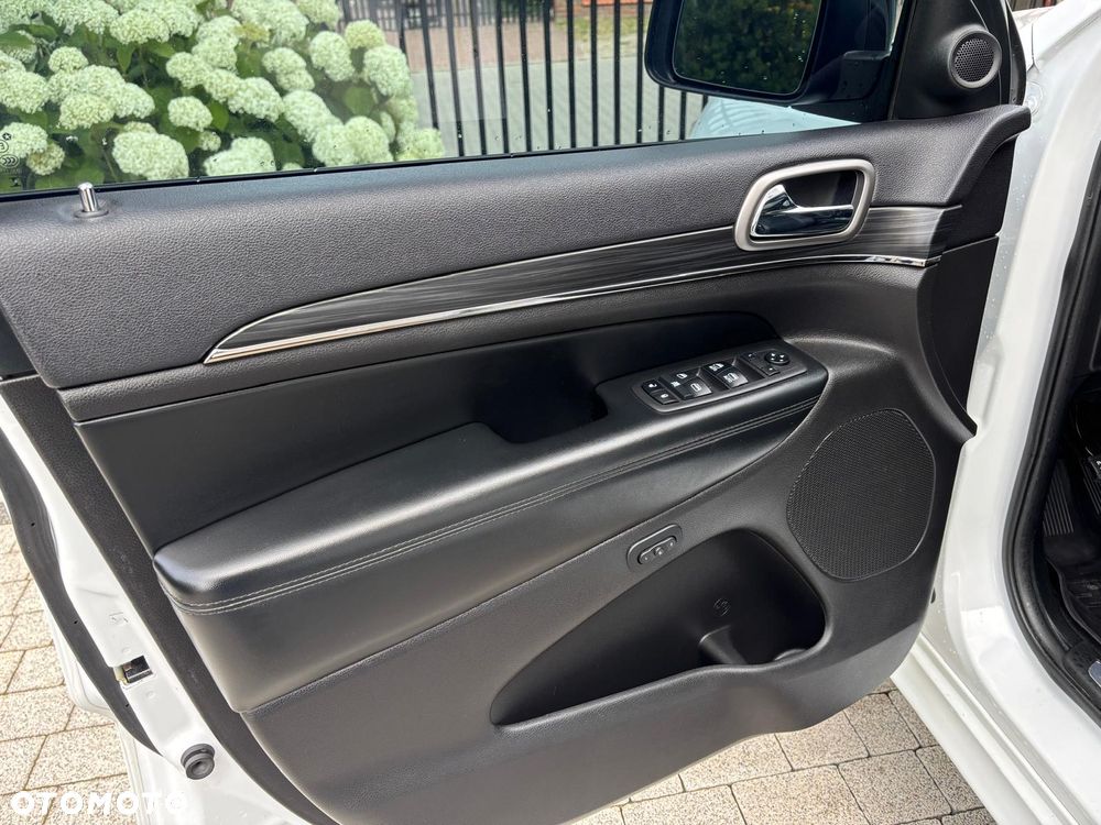 Jeep Grand Cherokee 3.6 V6 Limited - 31