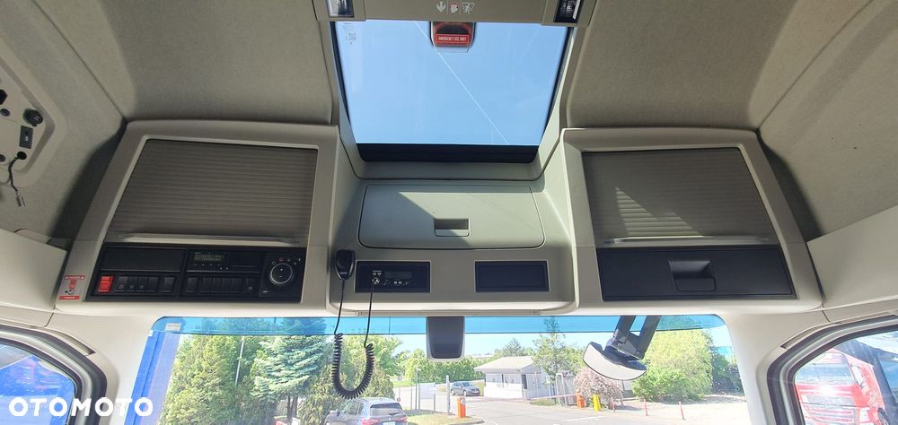 Volvo FH 460 GLOBETROTTER XL I-SAVE + ADR - 8