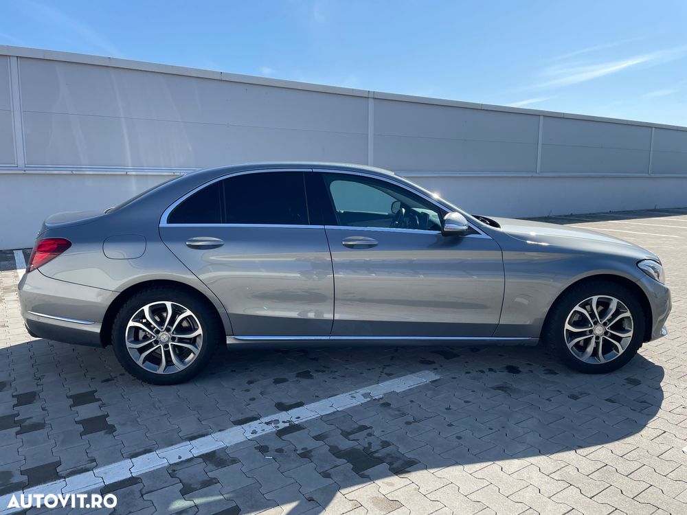 Mercedes-Benz C - 4