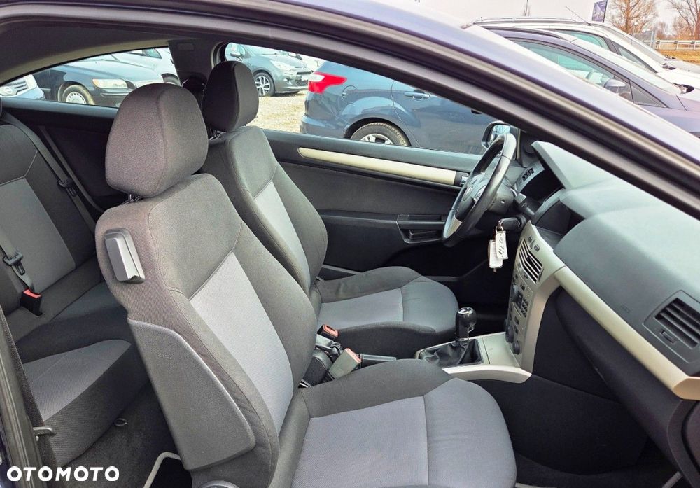Opel Astra - 16