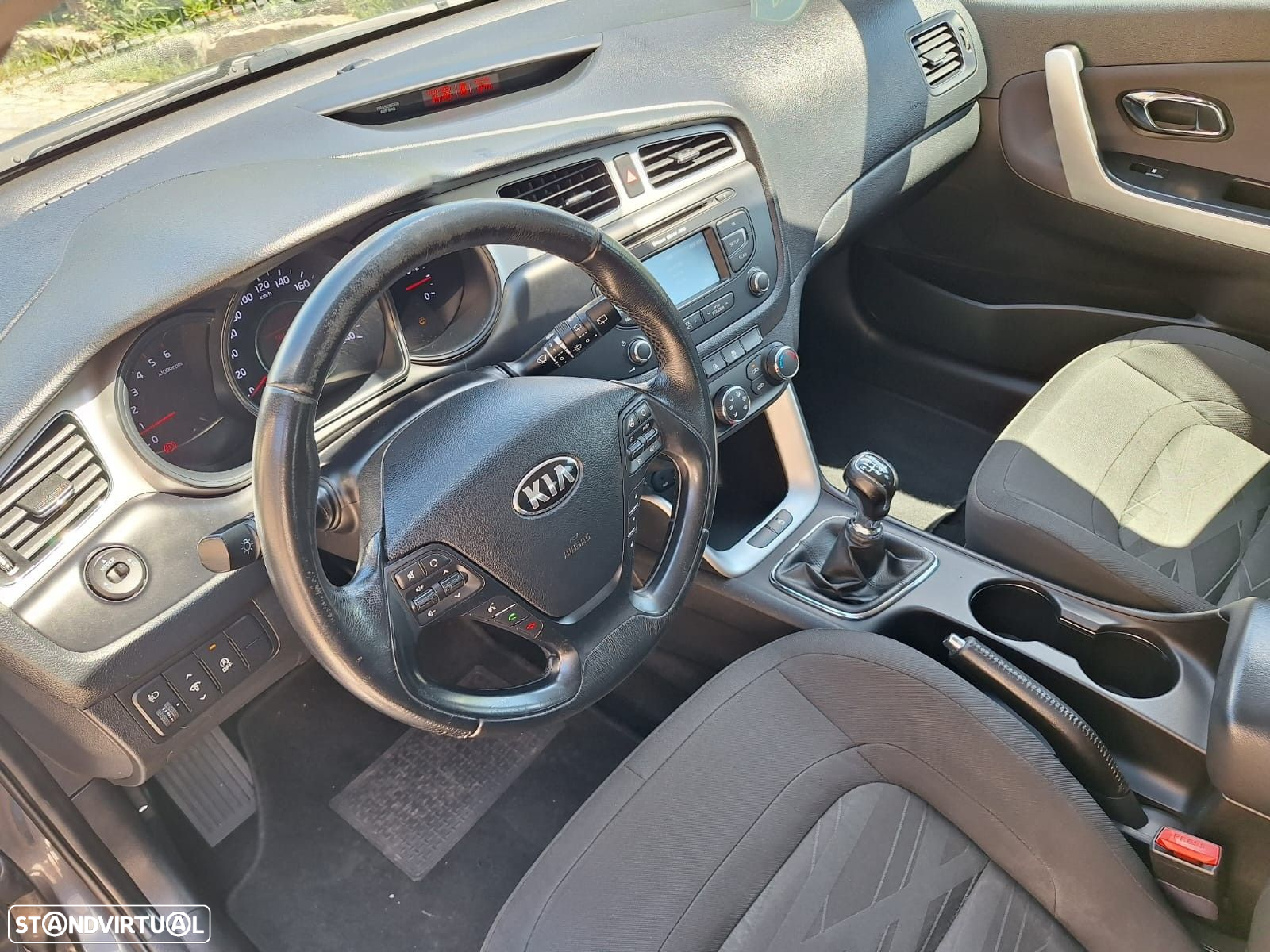 Kia Ceed 1.6 CRDi More Edition 100g - 10