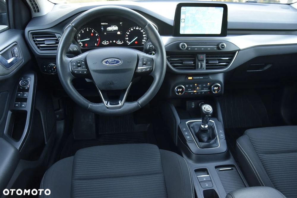 Ford Focus 1.0 EcoBoost STart-Stopp-System TITANIUM - 5