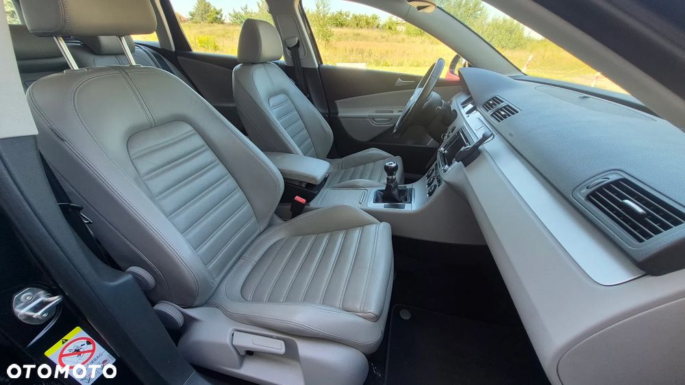 Volkswagen Passat 1.8 TSI Highline - 20