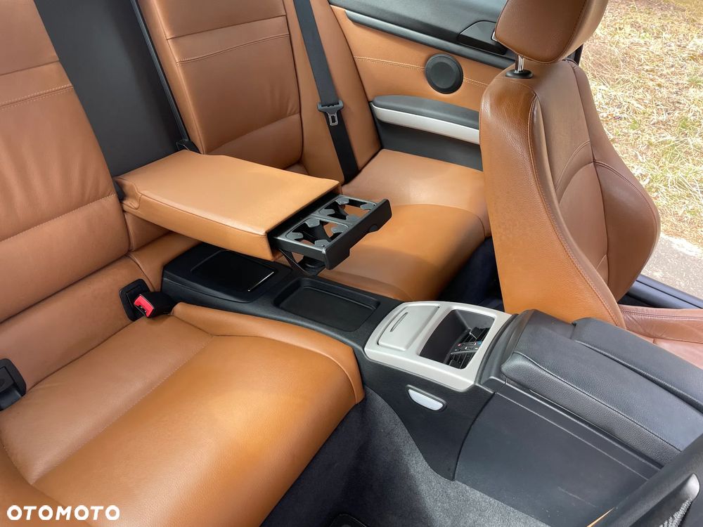 BMW Seria 3 320i Edition Exclusive - 11