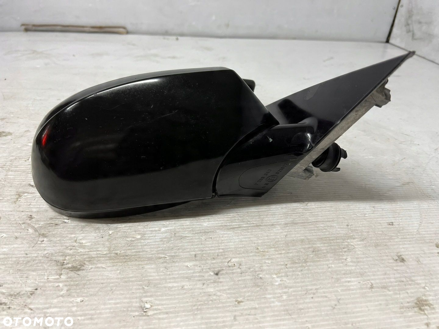 LUSTERKO PRAWE A35/5 7208343 BMW E90 E91 LIFT 08-13 5 PIN UK - 5