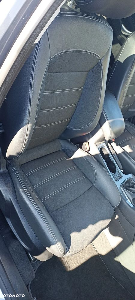 Ford Mondeo 1.6 Eco Boost Start-Stopp Titanium - 14