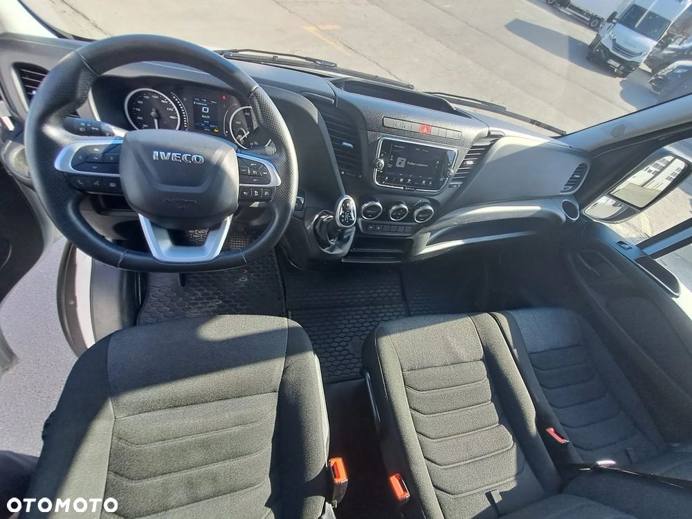 Iveco Daily 35S18 | L4H2 | Silnik 3.0 | Automat | Hak | FULL LED | Kamera cofania | - 16