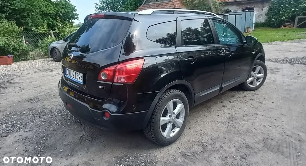 Nissan Qashqai+2 - 18