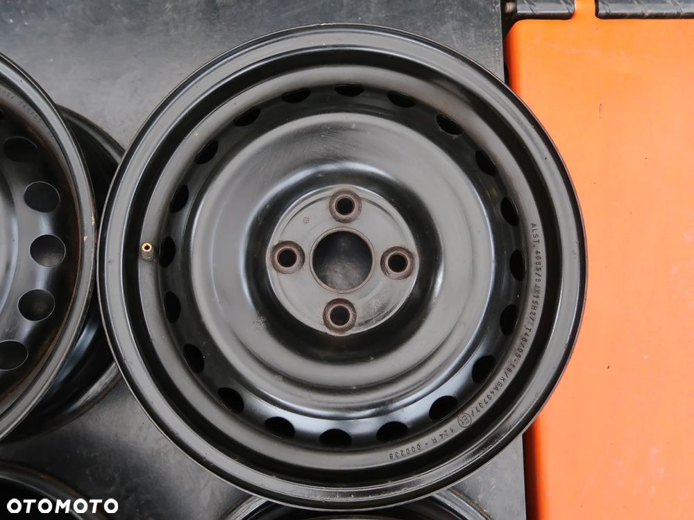 Felgi stalowe Hyundai I10 I20 Yaris Stonic  4x100 15'' - 3