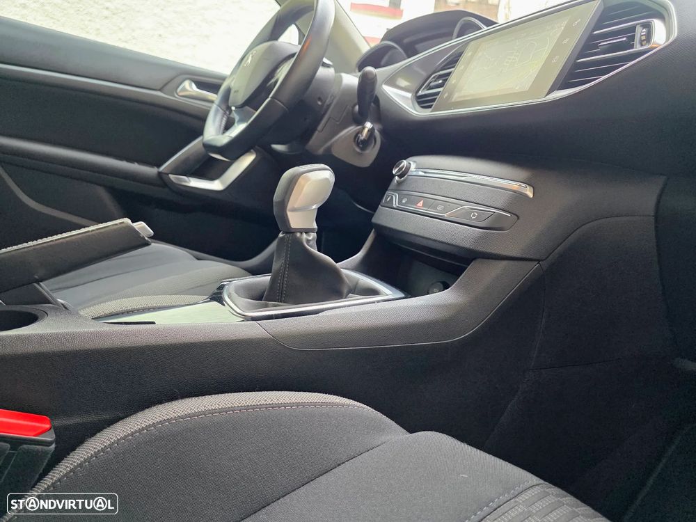 Peugeot 308 1.6 BlueHDi Style - 41