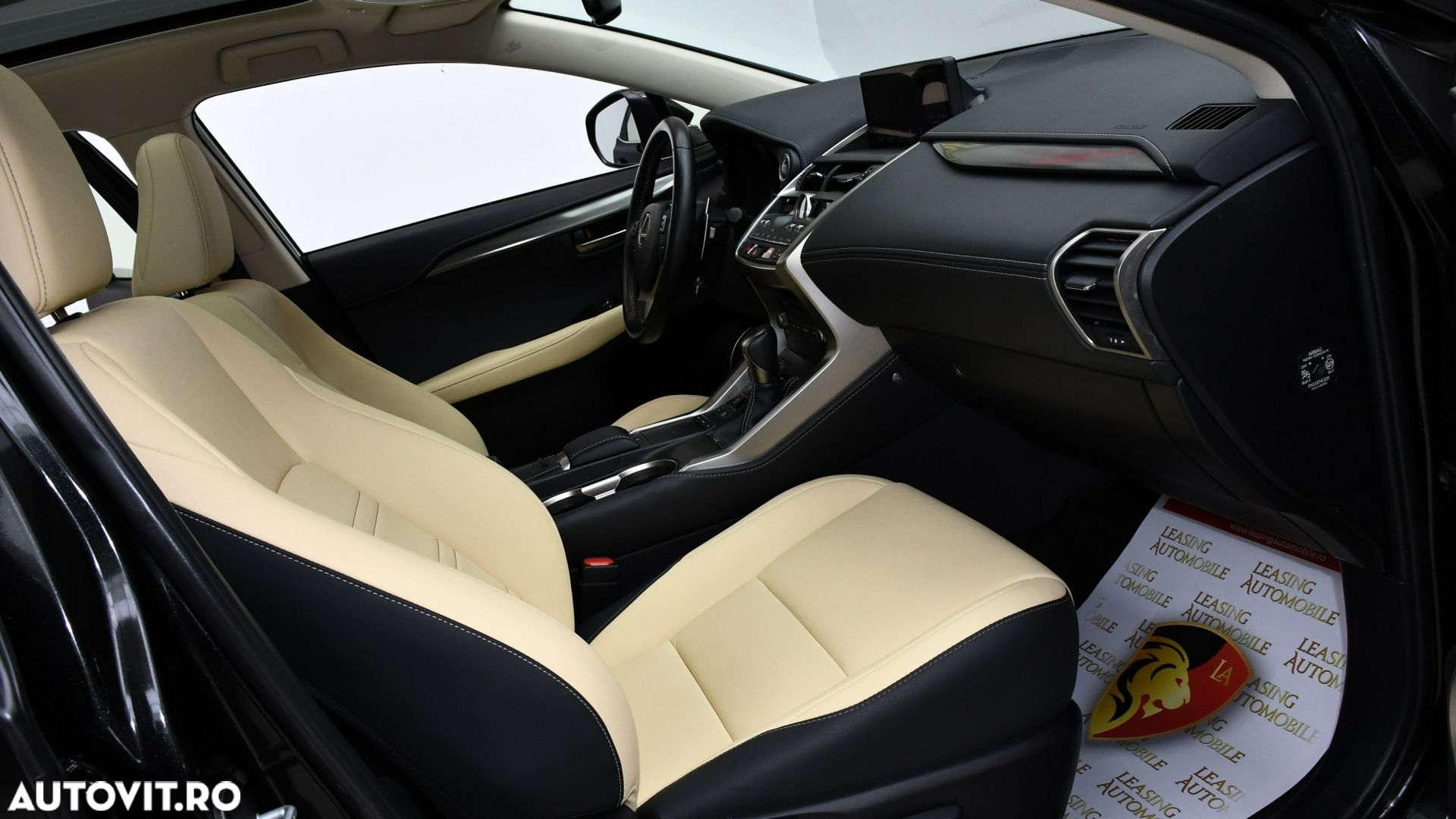Lexus Seria NX 300h AWD Luxury - 8