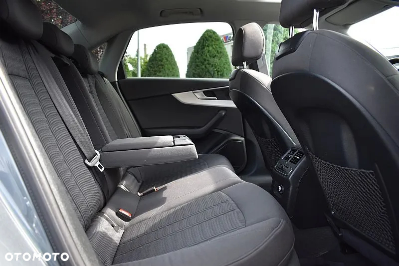 Audi A4 1.4 TFSI Sport S tronic - 21