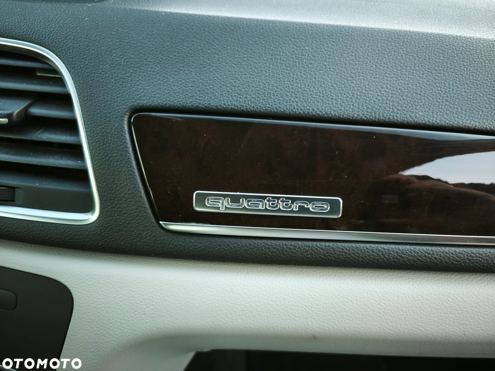 Audi Q3 2.0 TFSI Quattro - 24