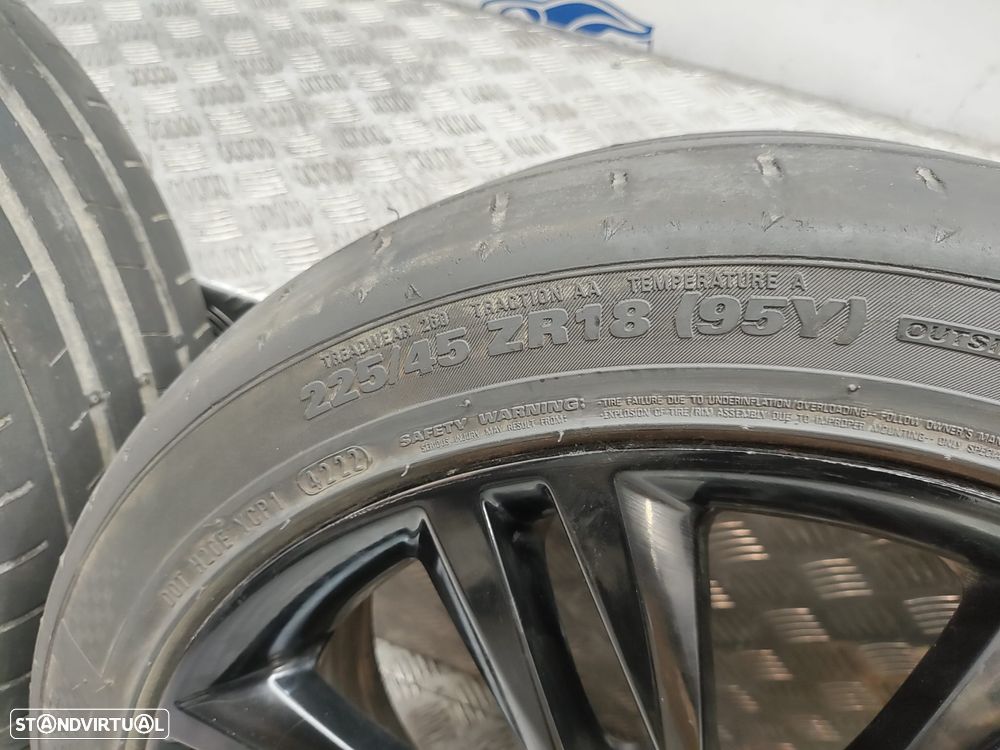 Conjunto de jantes 18 Matrix Jaguar XE X760 7,5J ET46 5x108 Original - 20