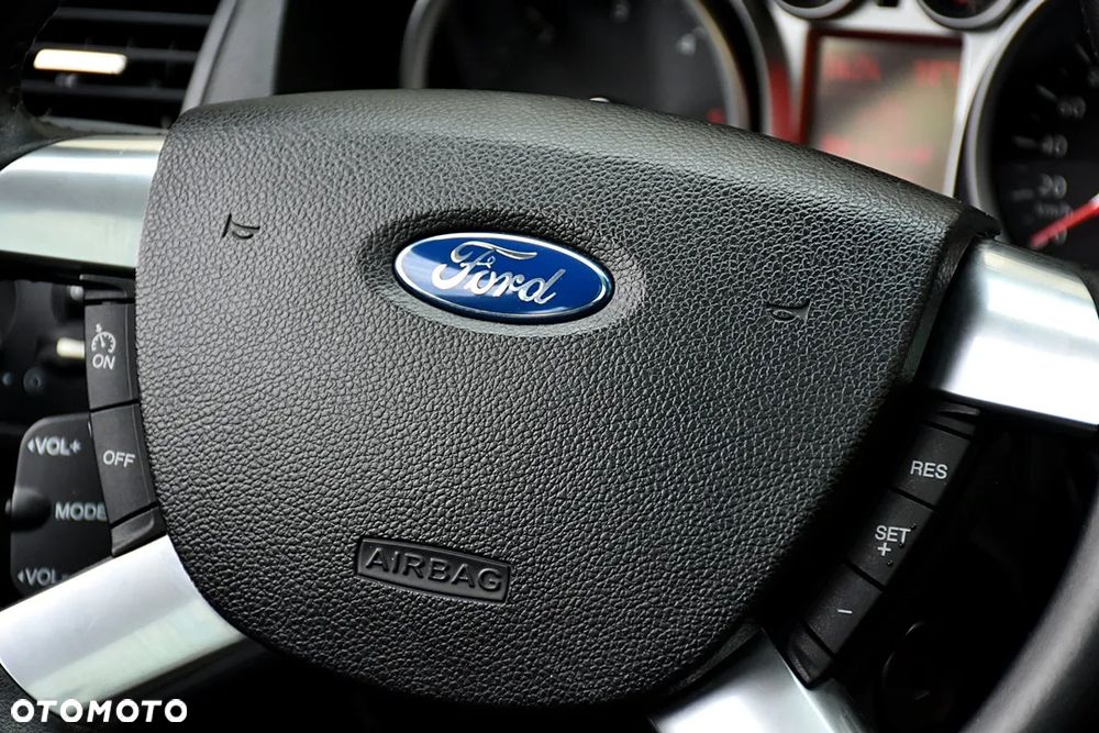 Ford Kuga 2.0 TDCi 4x4 Titanium - 16