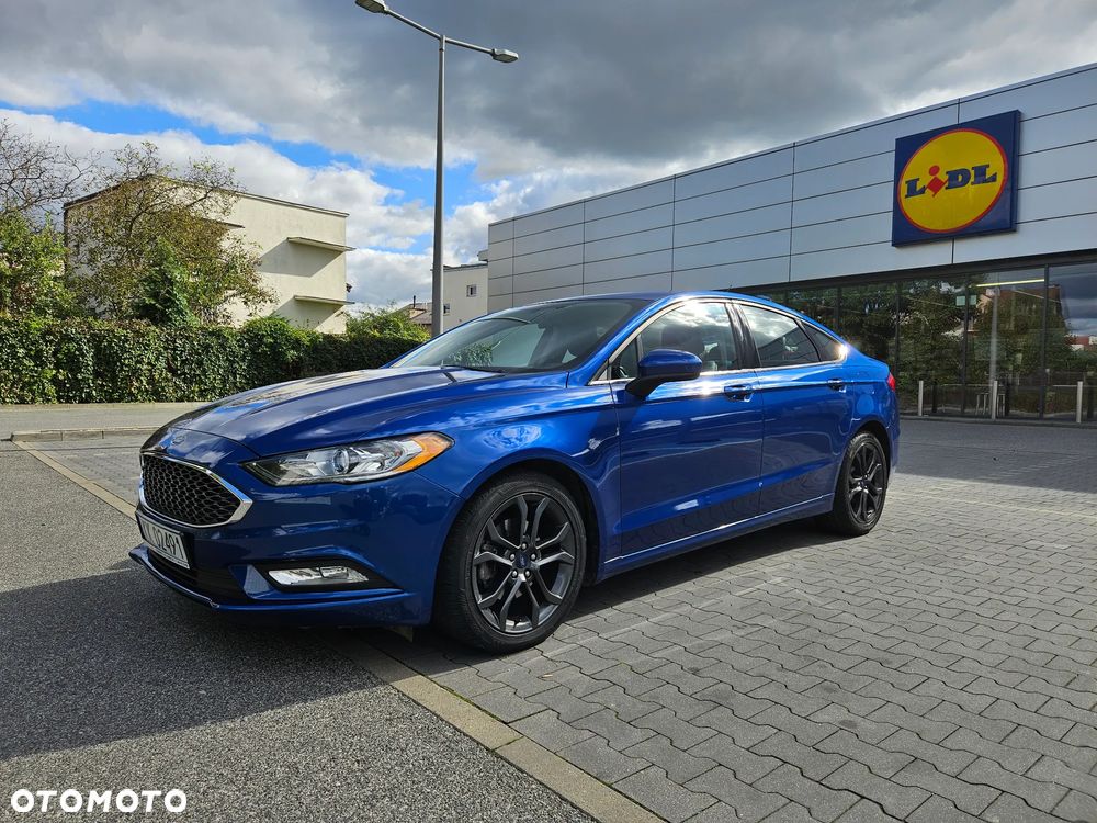 Ford Fusion - 12