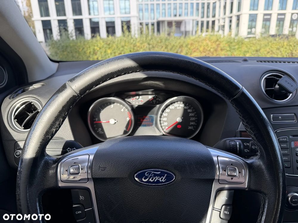 Ford Mondeo - 15