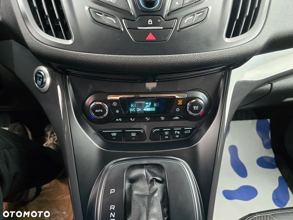 Ford Kuga 2.0 TDCi 4x4 Champions Edition - 34