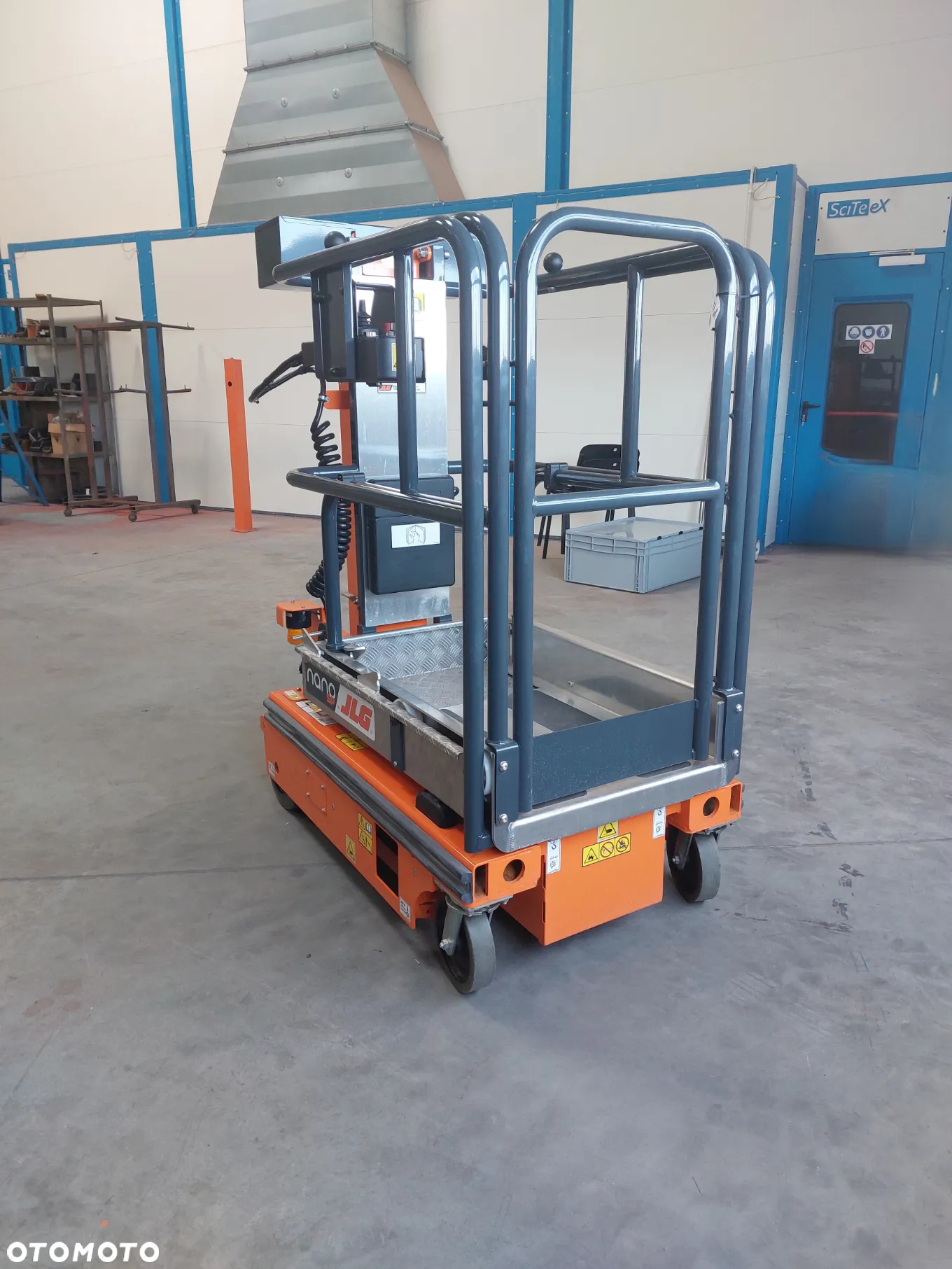 JLG Nano SP - 2