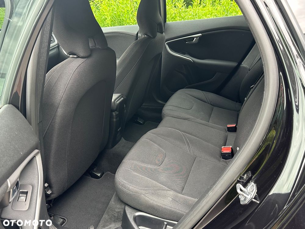 Volvo V40 D2 Kinetic - 14