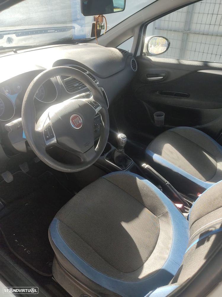 Fiat Punto - 4