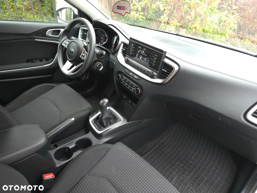 Kia Ceed 1.0 T-GDI S - 12