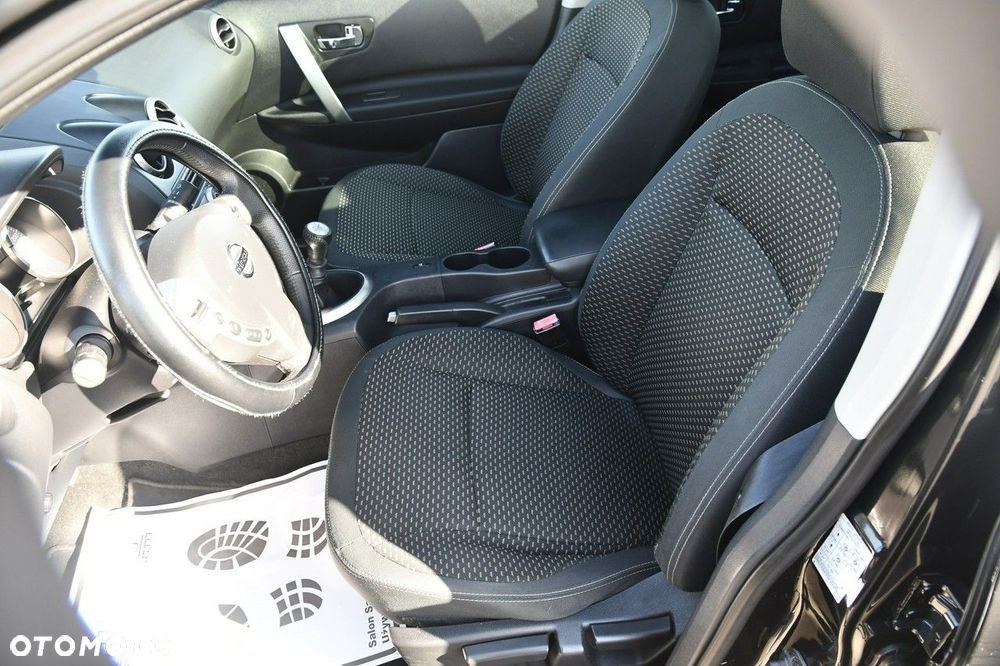 Nissan Qashqai+2 - 12