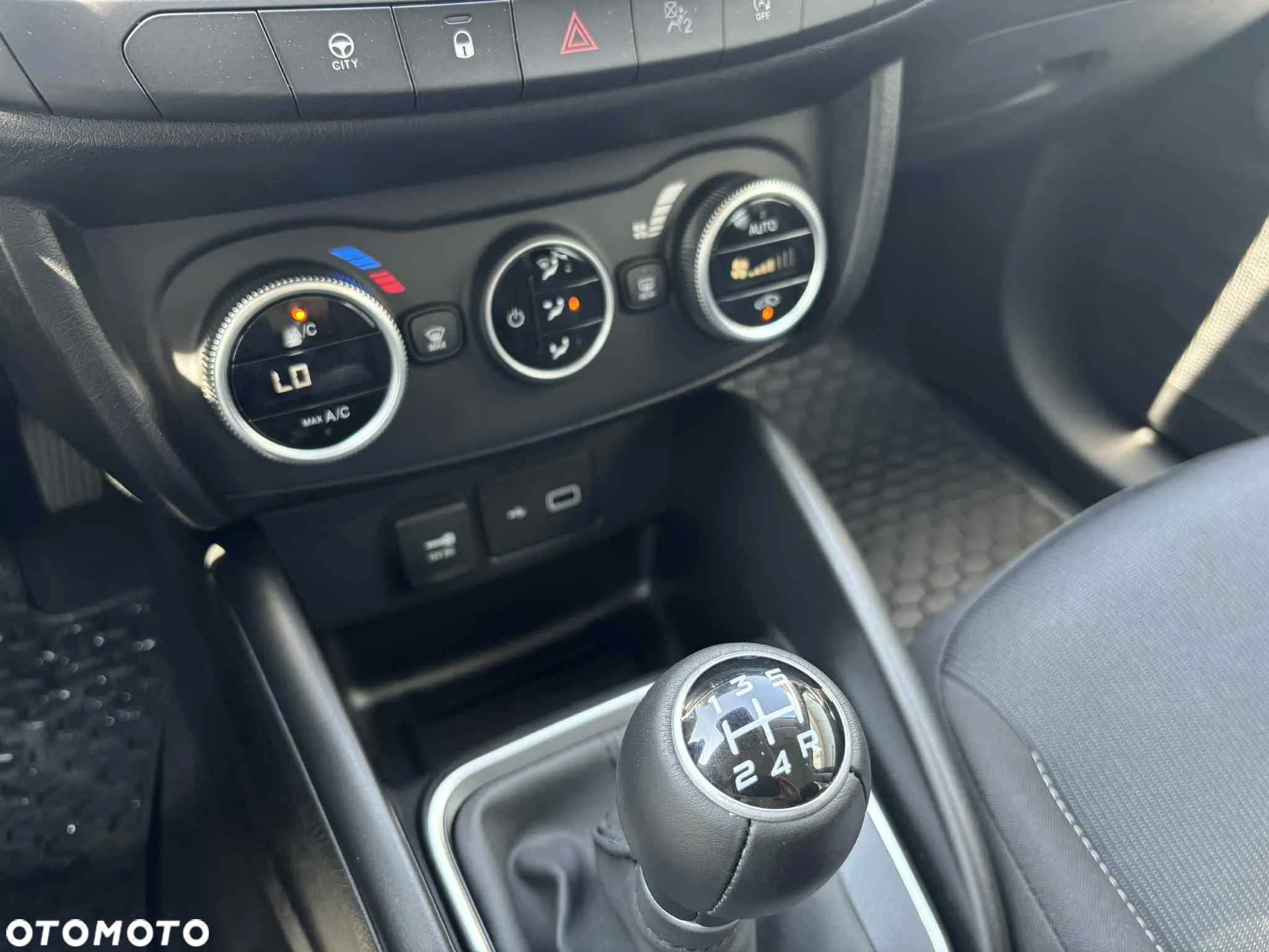 Fiat Tipo 1.0 T3 - 28