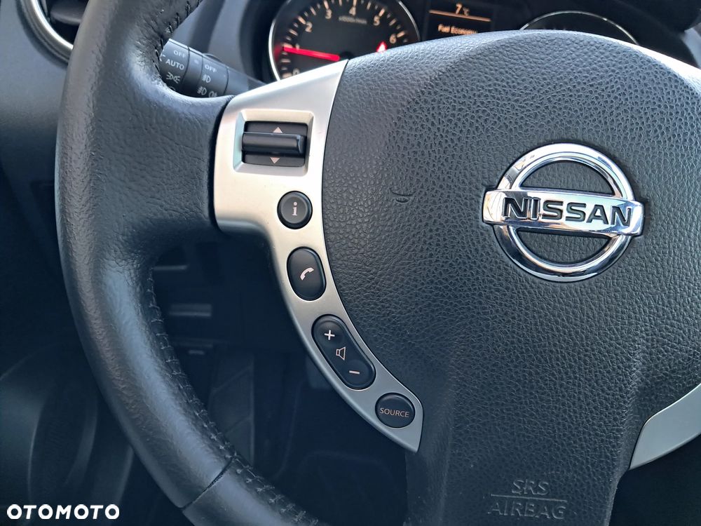 Nissan Qashqai+2 2.0 Visia - 21