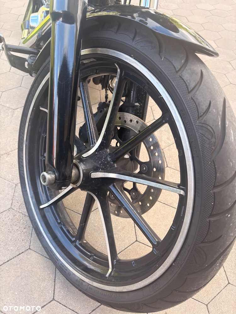Harley-Davidson FXSB Breakout - 18