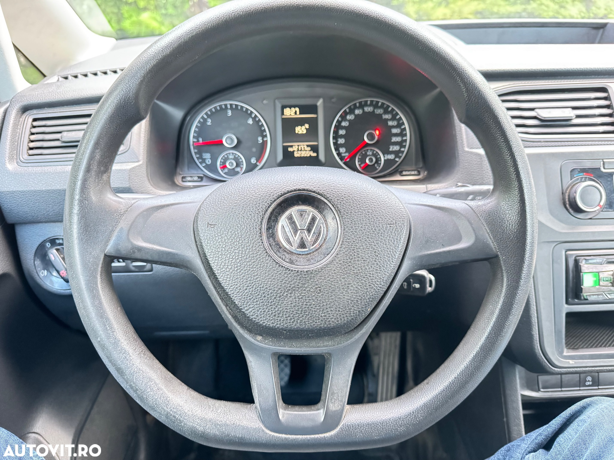 Volkswagen Caddy - 12