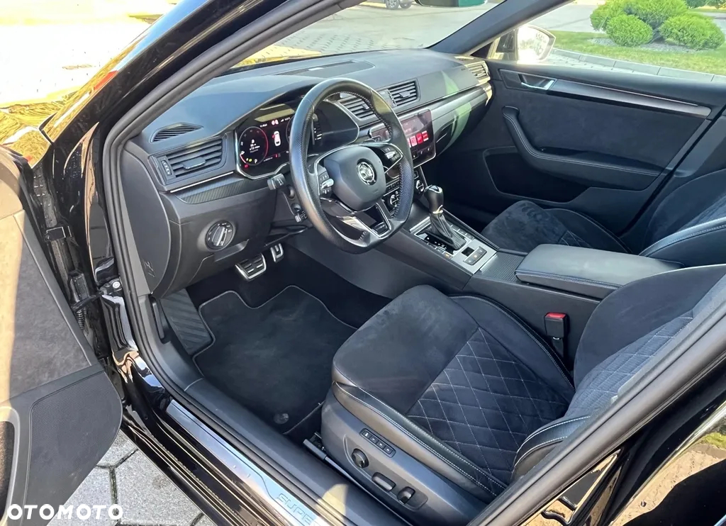 Skoda Superb 2.0 TDI SCR Sportline DSG - 15